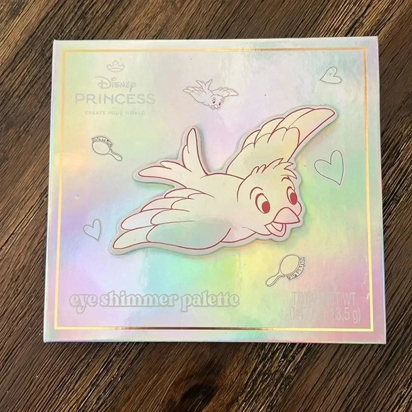 Disney Princess - Eye Shimmer Palette Cosmetics New - Picture 1 of 4